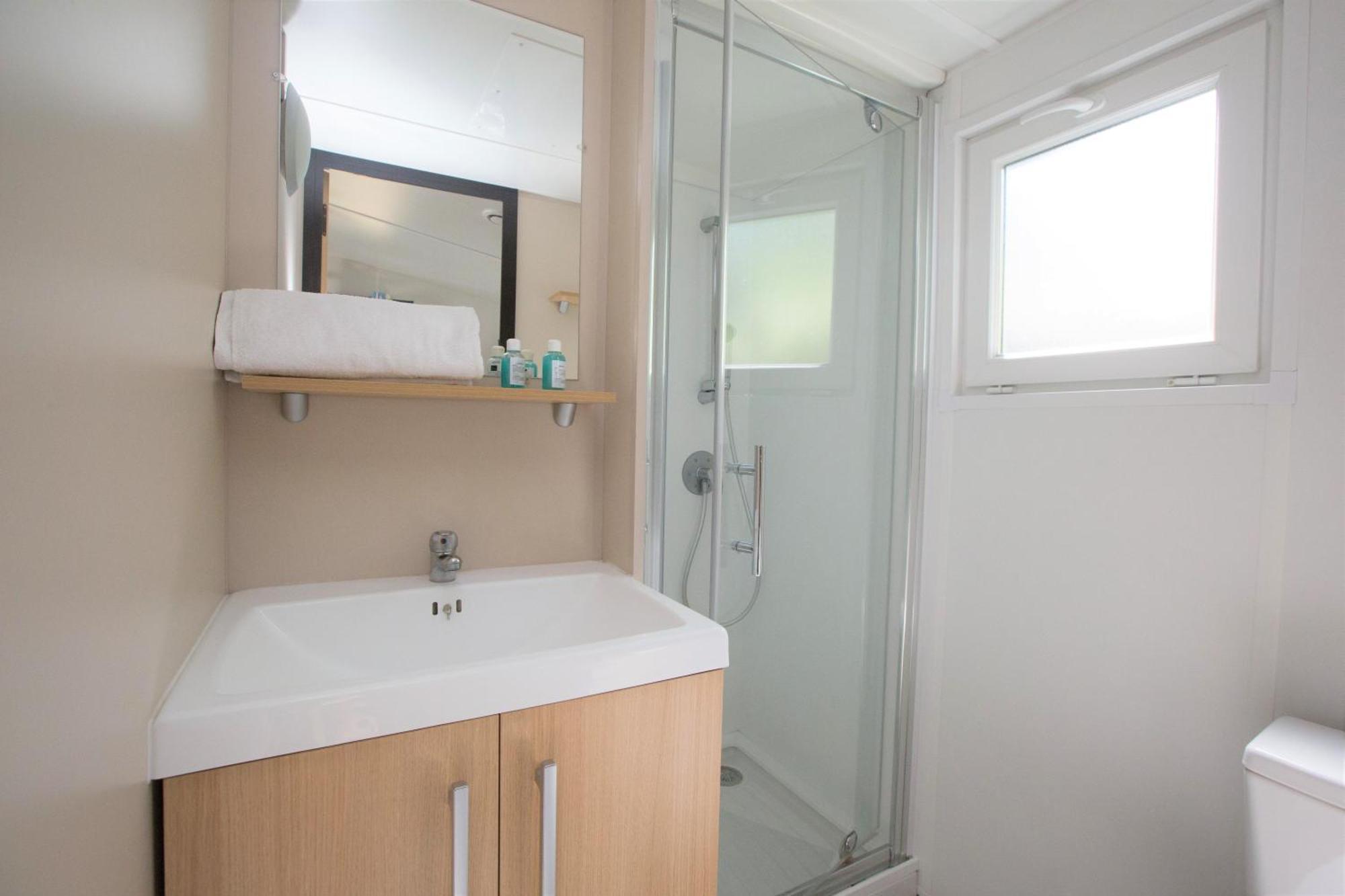 Camping Le Pre Des Moines Gouvieux Chambre photo